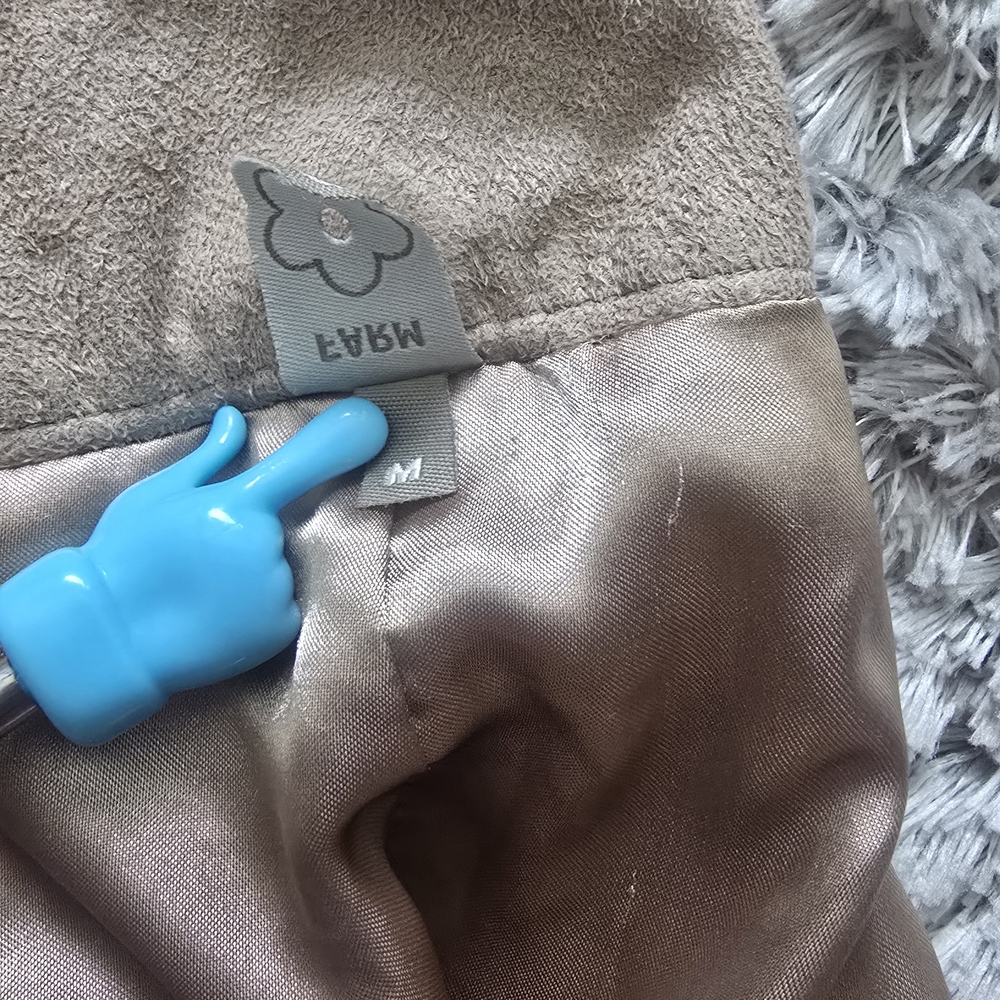 FARM Rio High Waist Tan Shorts - Picture 12 of 12
